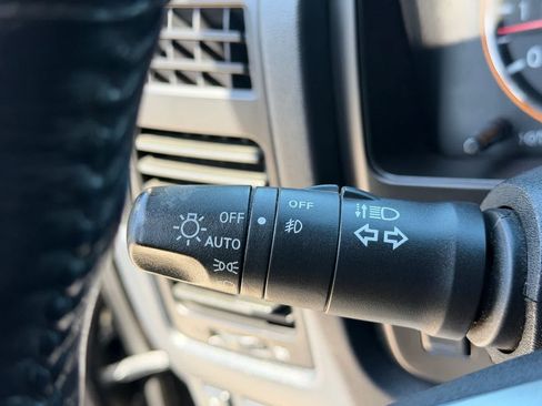 Used 2008 Nissan Titan 2WD Crew Cab image 20