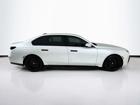 Used 2026 BMW 750e xDrive w/ Executive Package AWD/4WD image 9