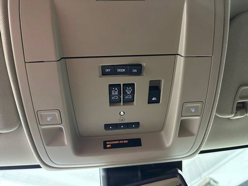 Used 2018 GMC Sierra 1500 Denali w/ Denali Ultimate Package AWD/4WD image 33
