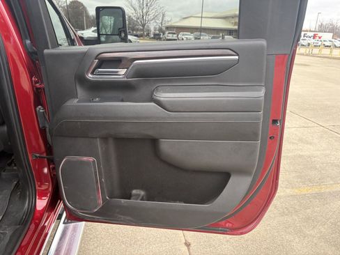 Used 2024 GMC Sierra 2500 SLT w/ SLT Premium Package image 15