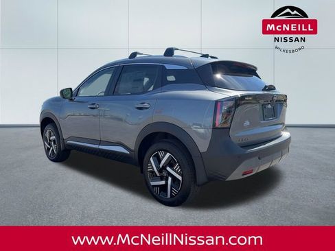 New 2026 Nissan Kicks SV w/ Charging Package FWD image 5