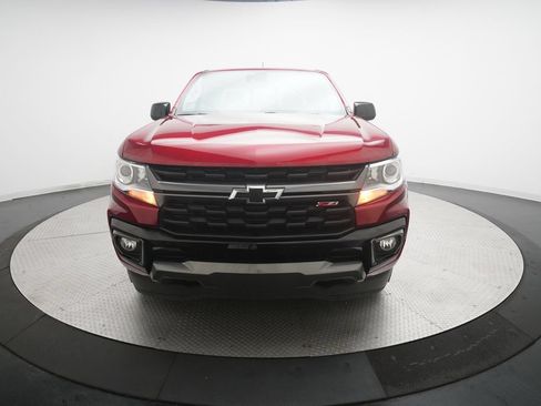 Used 2021 Chevrolet Colorado Z71 w/ Safety Package AWD/4WD image 2