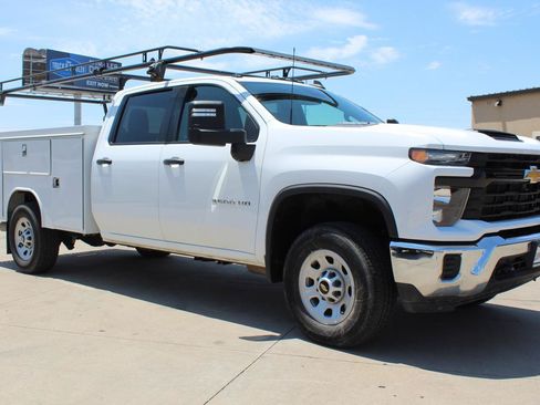 Used 2024 Chevrolet Silverado 3500 W/T w/ WT Convenience Package AWD/4WD image 31