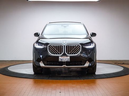 Used 2026 BMW X3 xDrive30 w/ Premium Package image 7