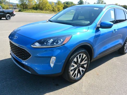 Used 2020 Ford Escape SEL AWD/4WD image 2
