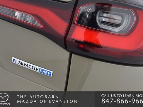 Certified 2025 MAZDA CX-70 Plug-In Hybrid w/ Premium Pkg image 40