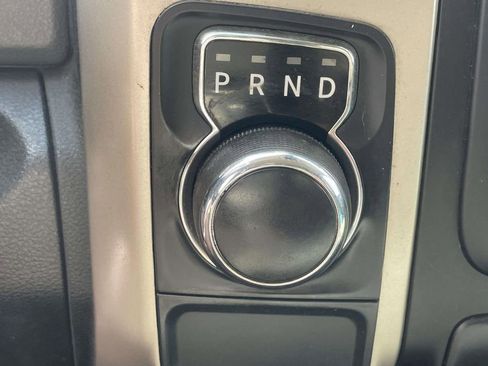 Used 2014 RAM 1500 Classic SLT image 19