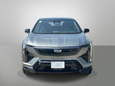 New 2027 Cadillac Optiq Premium Sport w/ LPO, Floor Liner Package AWD/4WD image 12