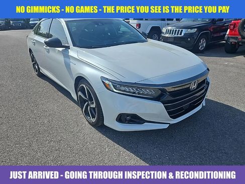 Used 2022 Honda Accord Sport image 1