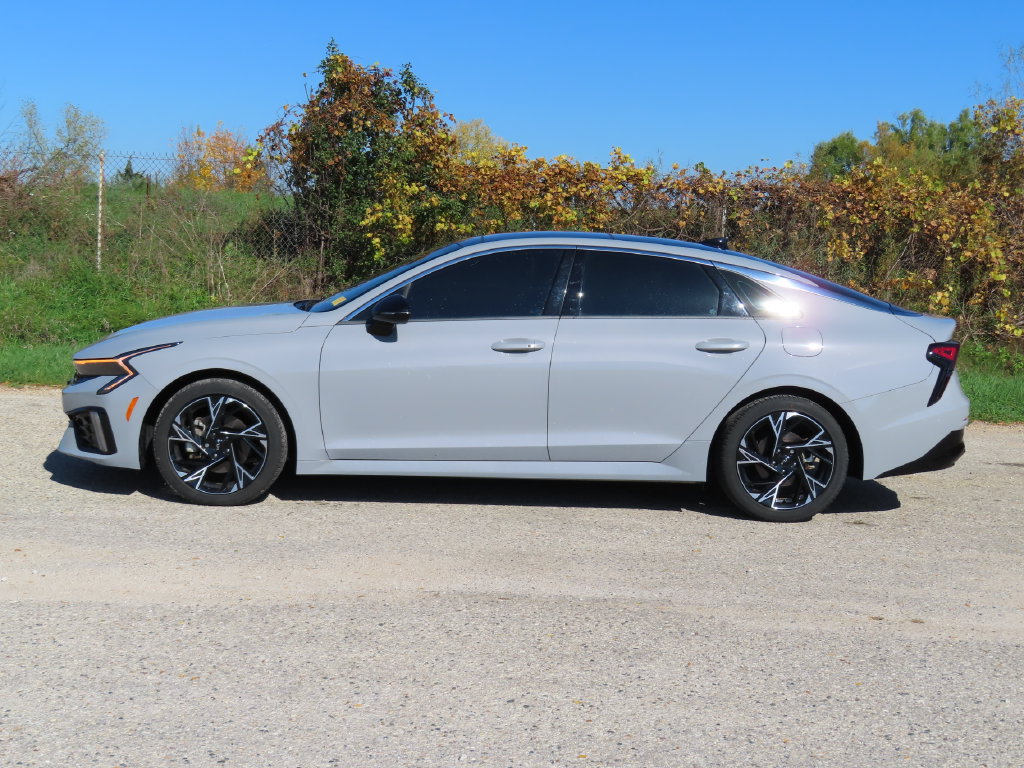 Used 2025 Kia K5 GT-Line w/ GT-Line Premium Package AWD/4WD image 7