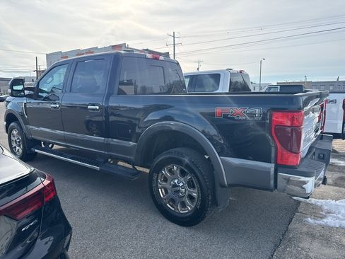 Used 2021 Ford F250 Lariat w/ Chrome Package image 8