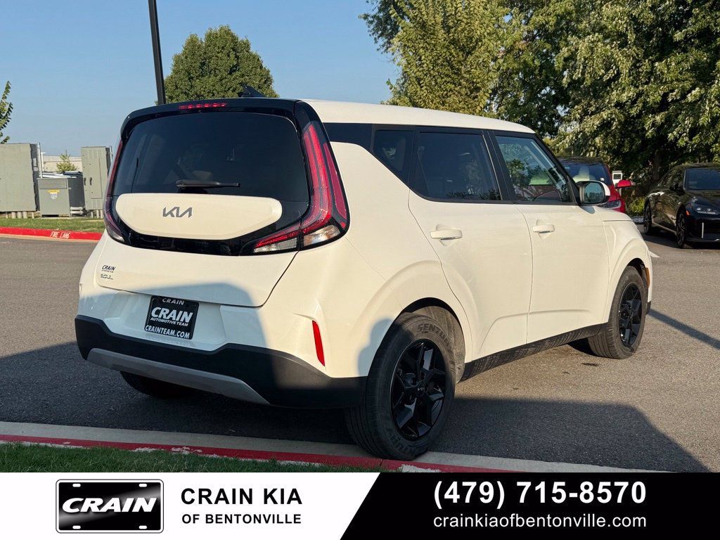 Certified 2024 Kia Soul LX w/ Option Group 015 FWD image 7