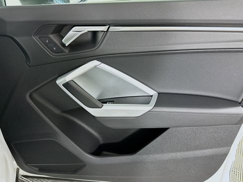 Used 2022 Audi Q3 2.0T Premium image 23