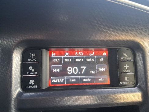 Used 2012 Dodge Charger SXT image 31