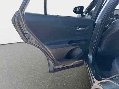 Certified 2023 Toyota Venza XLE AWD/4WD image 21