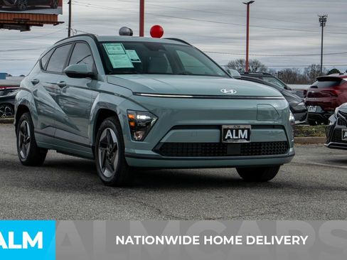 Used 2025 Hyundai Kona SEL image 4