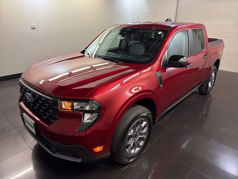 New 2026 Ford Maverick XLT w/ XLT Luxury Package AWD/4WD image 3