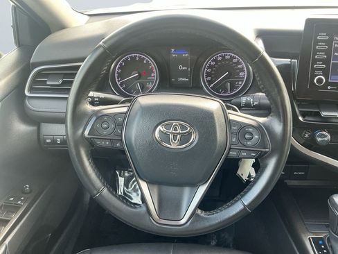 Used 2023 Toyota Camry SE image 13