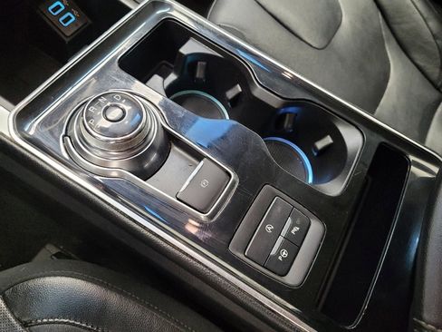 Used 2019 Ford Edge Titanium w/ Equipment Group 301A FWD image 26