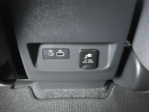 Used 2025 Nissan Frontier SV w/ SV Convenience Package AWD/4WD image 24