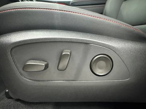 Used 2024 Chevrolet Traverse Z71 w/ LPO, Floor Liner Package AWD/4WD image 10
