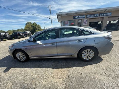 Used 2016 Hyundai Sonata SE image 3