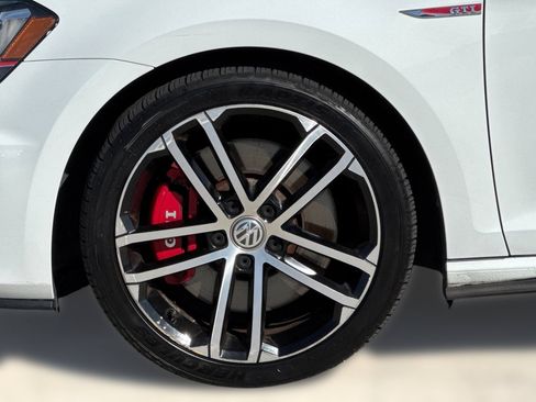 Used 2017 Volkswagen GTI Sport FWD image 12