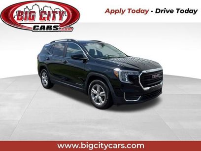 Used 2022 GMC Terrain SLE w/ Driver Convenience Package