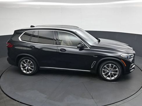 Used 2022 BMW X5 xDrive45e w/ Executive Package AWD/4WD image 30