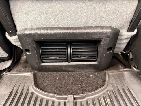 Used 2017 RAM 1500 Express RWD image 21