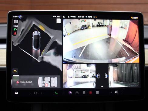 Used 2023 Tesla Model 3 Standard Range image 20