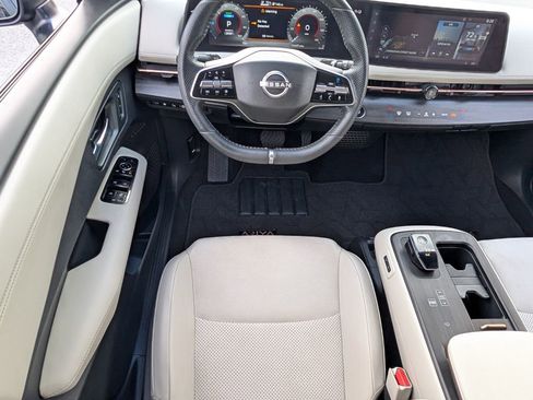Used 2025 Nissan Ariya FWD image 13