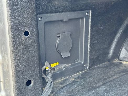 Used 2022 Ford F150 Lariat AWD/4WD image 45