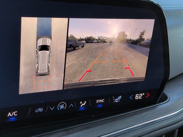 Used 2025 Chevrolet Tahoe LT RWD image 19