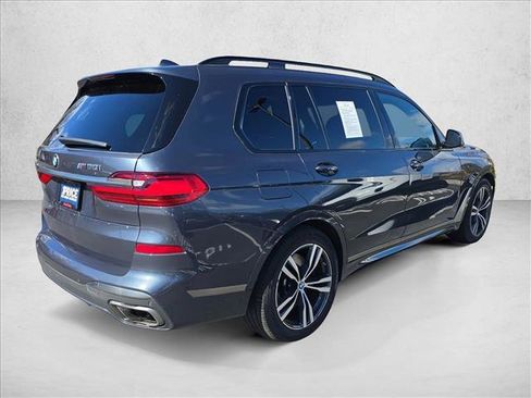 Used 2021 BMW X7 M50i w/ Cold Weather Package image 5