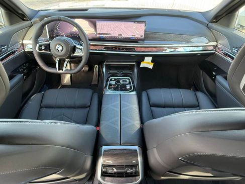 New 2026 BMW 740i xDrive AWD/4WD image 30