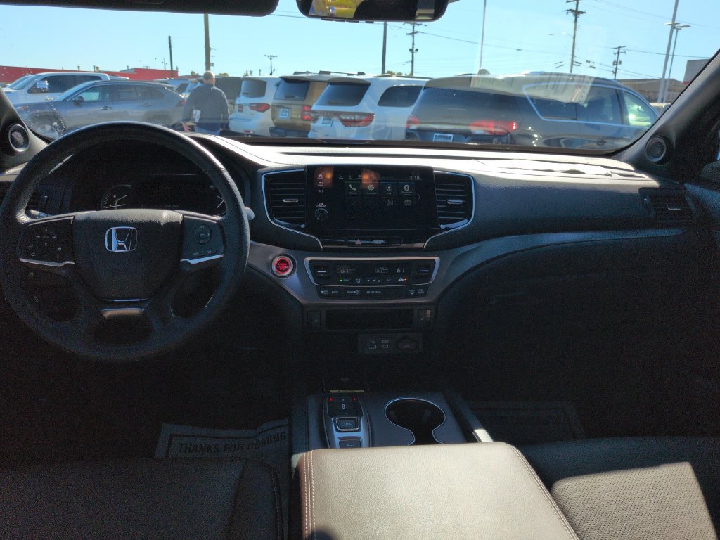 Used 2025 Honda Passport EX-L image 12