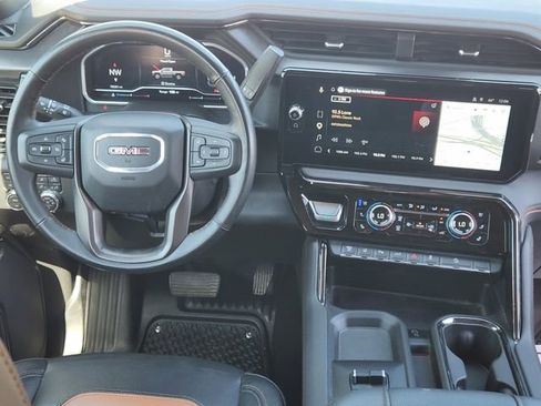 Used 2024 GMC Sierra 2500 AT4 w/ AT4 Premium Plus Package image 28