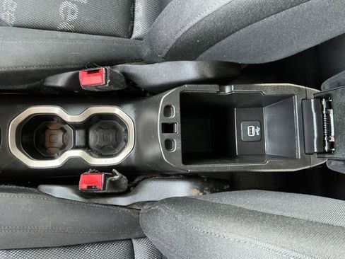 Used 2017 Jeep Renegade Latitude image 33