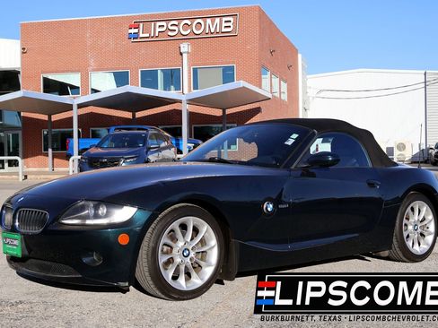 Used 2005 BMW Z4 2.5i image 2
