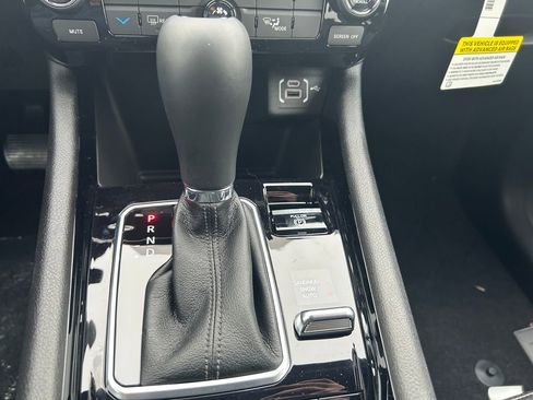 New 2026 Jeep Compass Latitude image 16