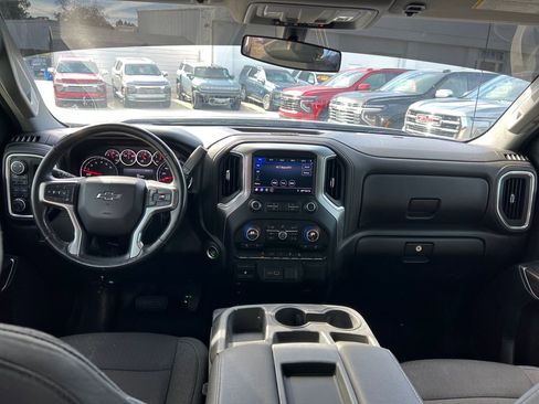 Used 2019 Chevrolet Silverado 1500 RST image 14