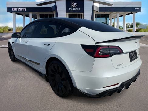 Used 2022 Tesla Model 3 Performance image 6