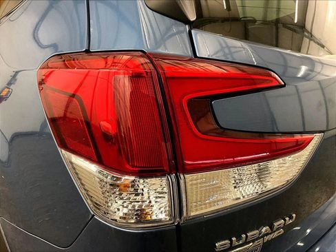 Used 2022 Subaru Forester Premium AWD/4WD image 28