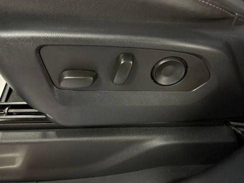 Used 2023 Chevrolet Silverado 1500 LTZ w/ LTZ Convenience Package II AWD/4WD image 7
