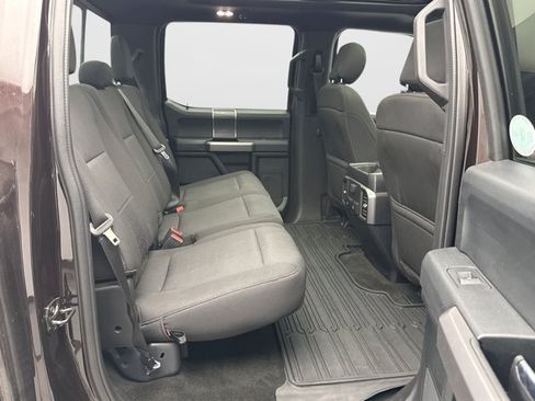 Used 2019 Ford F150 XLT w/ Equipment Group 302A Luxury AWD/4WD image 19