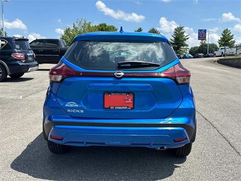 New 2025 Nissan Kicks Play S image 5
