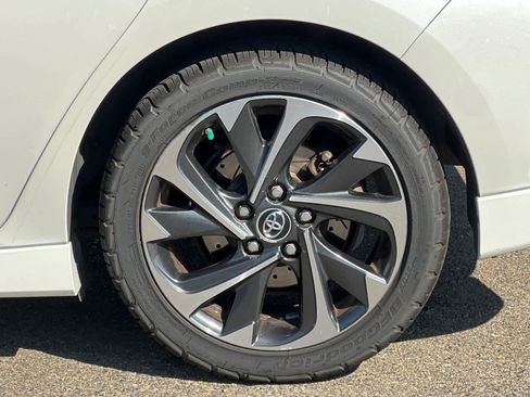 Used 2017 Toyota Corolla iM w/ All-Weather Mat Package FWD image 25