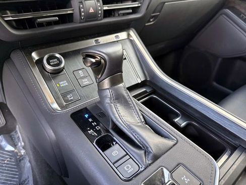 Used 2025 Lexus GX 550 w/ Accessory Package (Z1) AWD/4WD image 29
