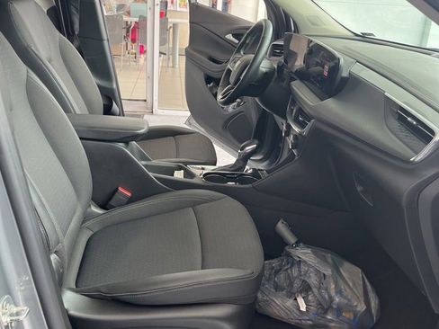 Used 2024 Buick Encore GX Preferred w/ Comfort Package FWD image 24